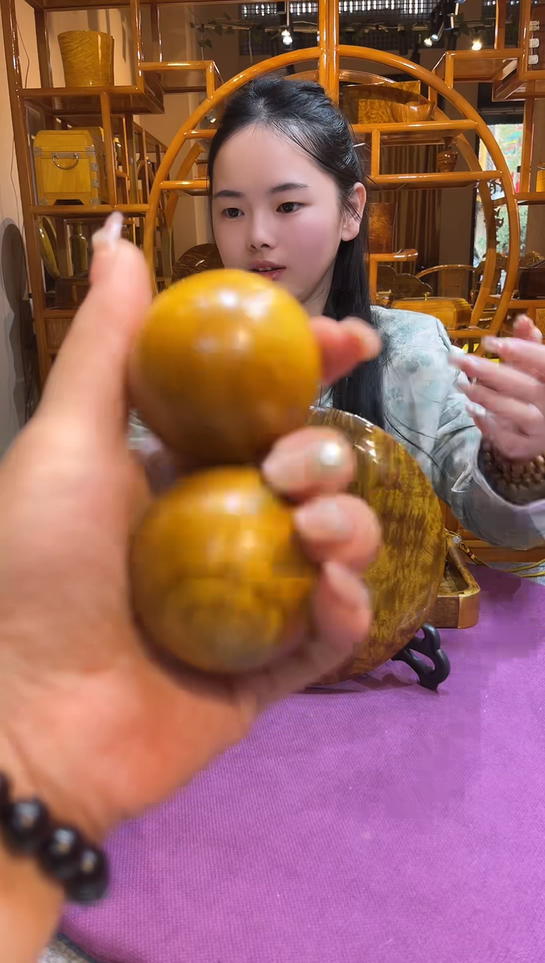 金丝楠文玩手球1对
