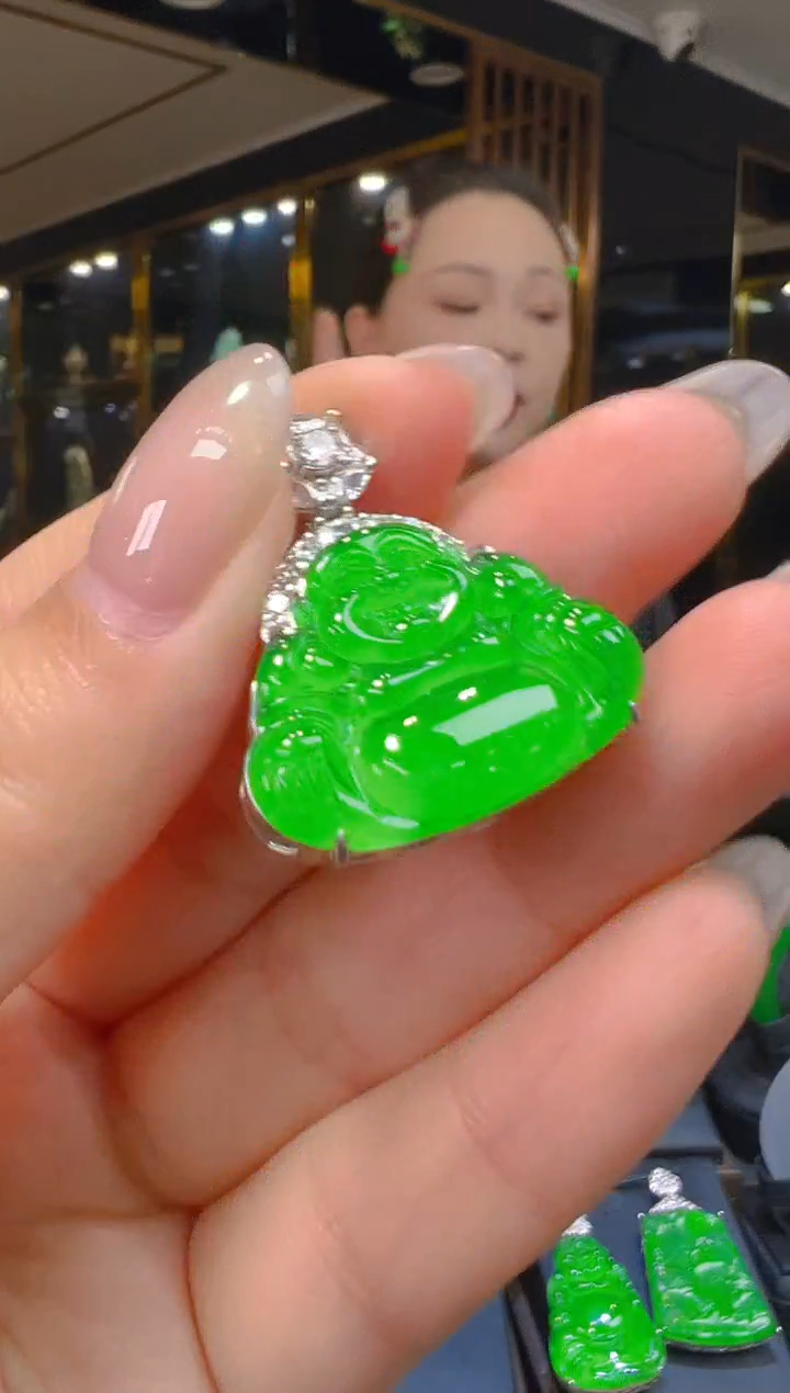 吊坠(赠链)银S925镶嵌翡翠114(多样性发货发其一)