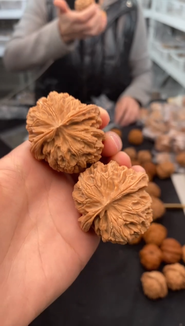 【闪购商品】文玩核桃把件苹果园43-t626