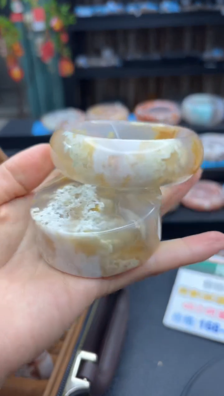 【闪购商品】石英质玉手镯未镶嵌892（63圈贈送鐲心）