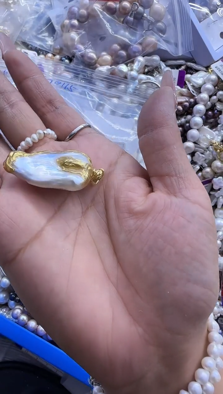 【闪购商品】淡水珍珠吊坠未镶嵌370