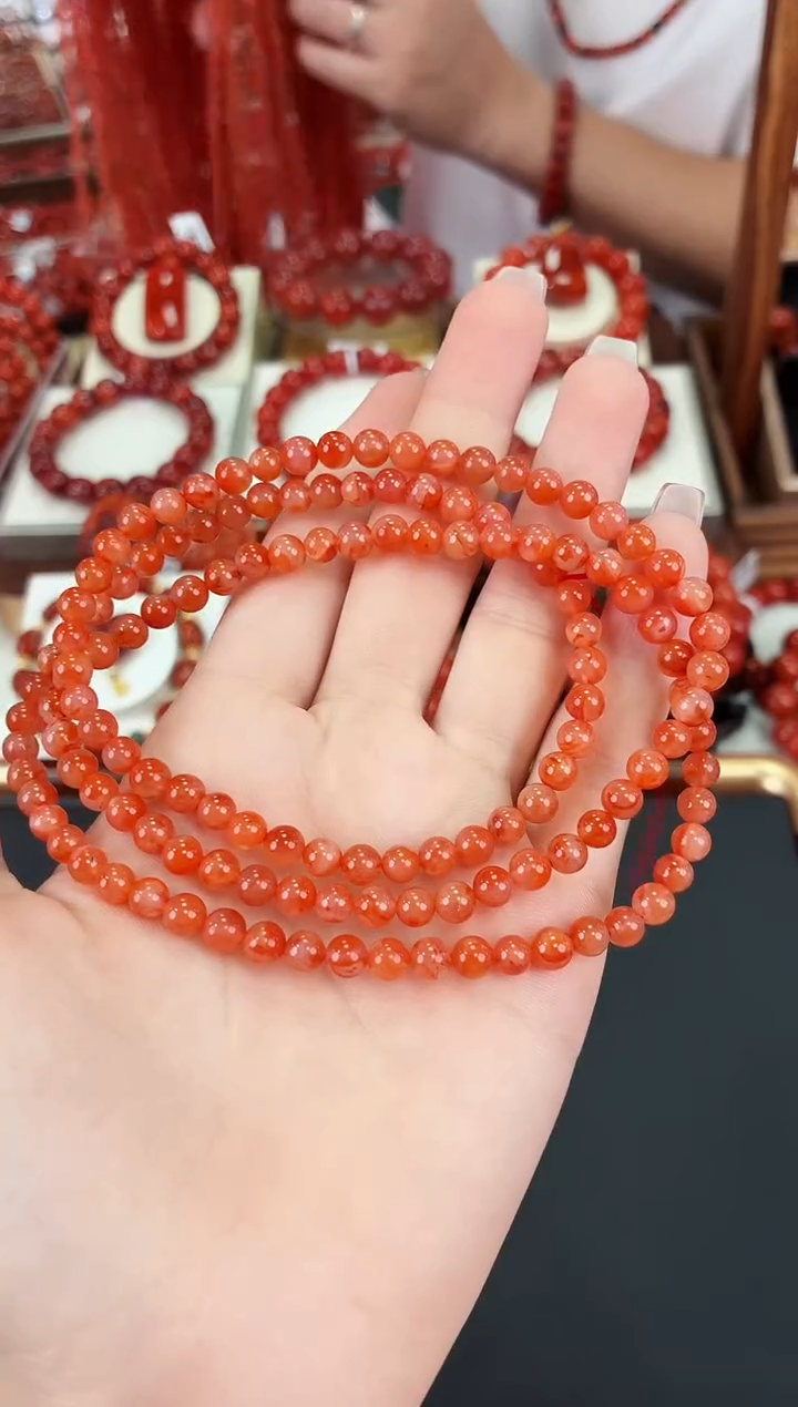 南红玛瑙瓦西多圈5+未镶嵌一个/条