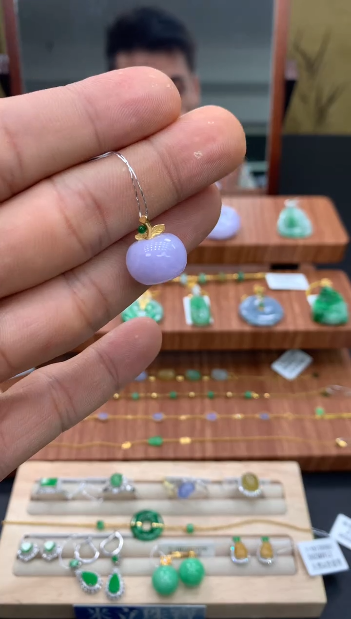 吊坠(不含链)18K金镶嵌翡翠平安肉扣