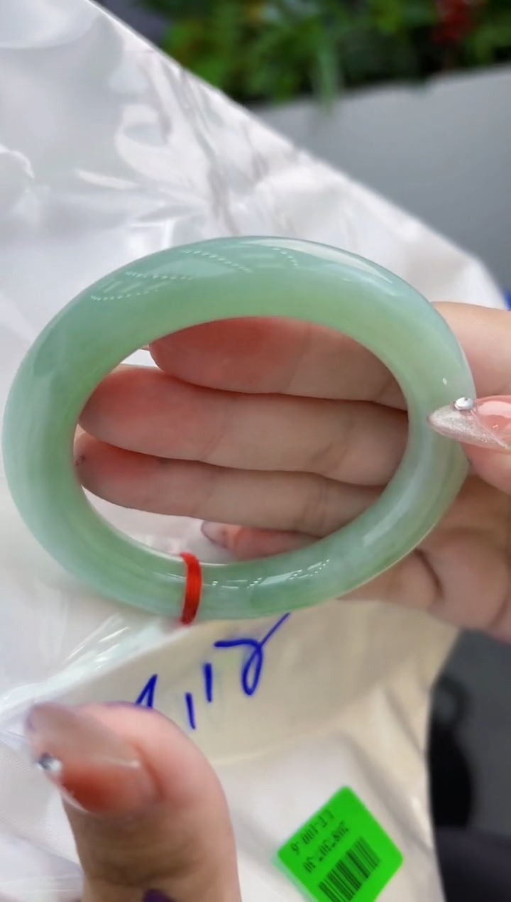 【闪购商品】翡翠手镯未镶嵌翡翠手镯