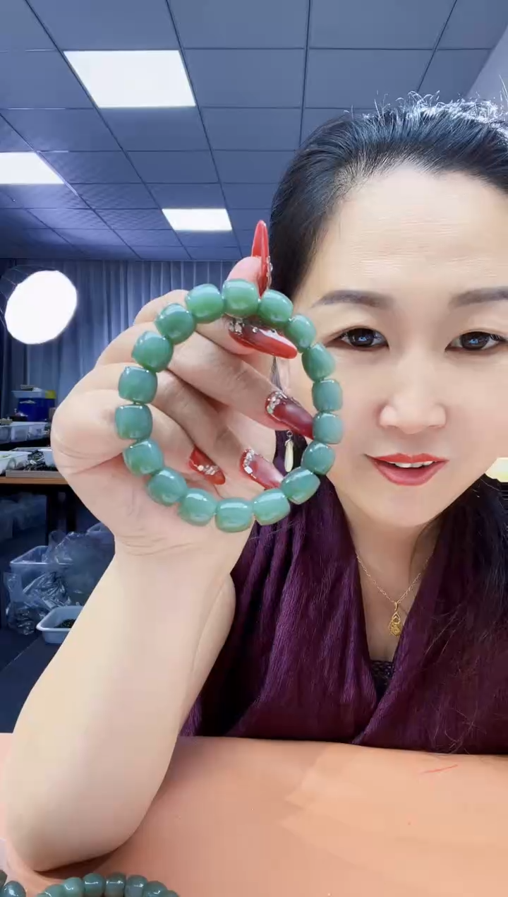 手串未镶嵌和田玉纯天然和田玉新疆且末湖水蓝12