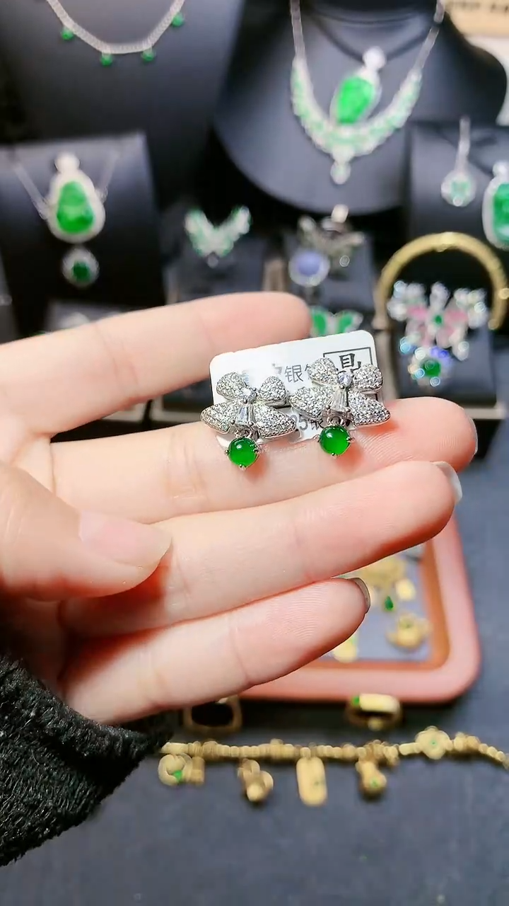 【闪购商品】翡翠耳饰银S925镶嵌耳饰