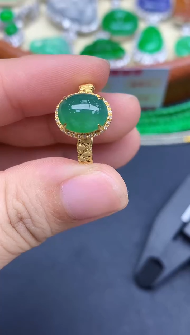 18K金镶嵌戒指翡翠403-中国好珍宝