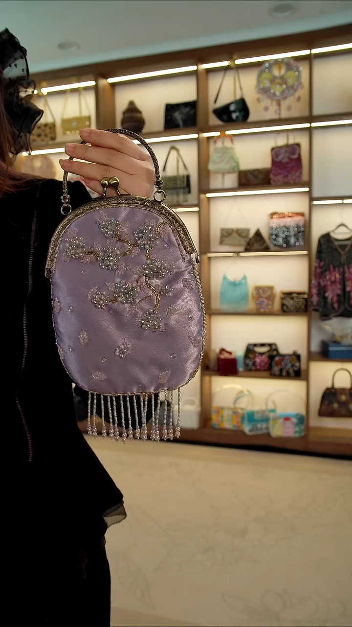 织物3百格汇手工串珠包