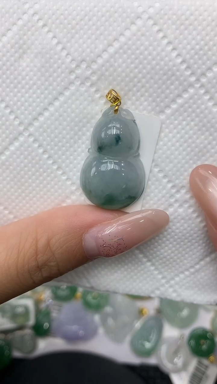 颈饰18K金镶嵌翡翠1111111111