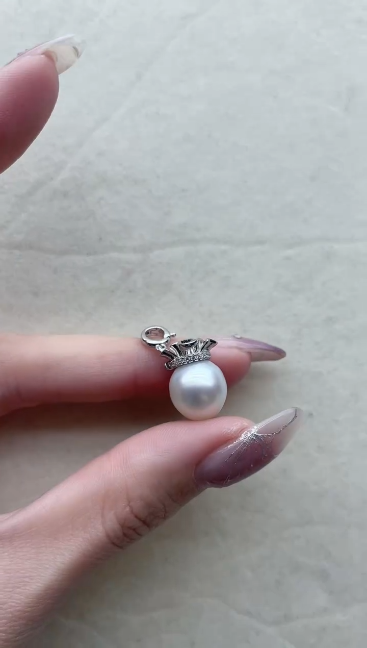 【闪购商品】海水珍珠吊坠银S925镶嵌22