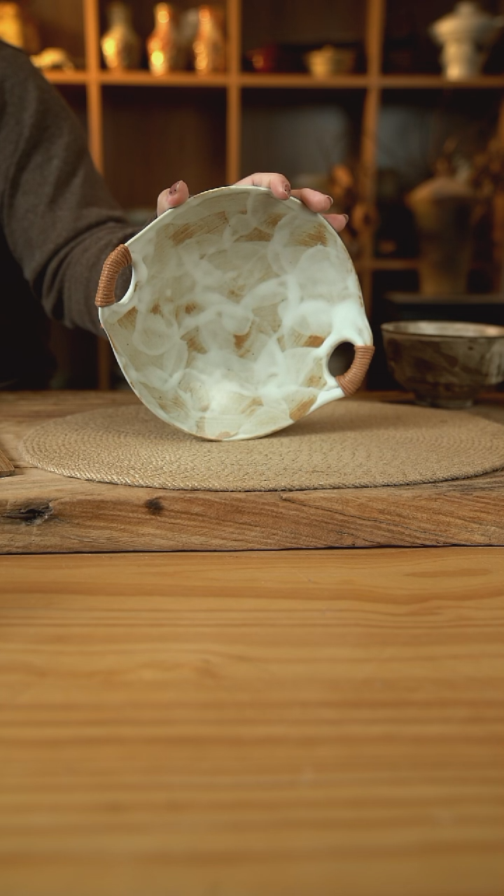 粉影系列的8英寸双耳麻绳平盘1个