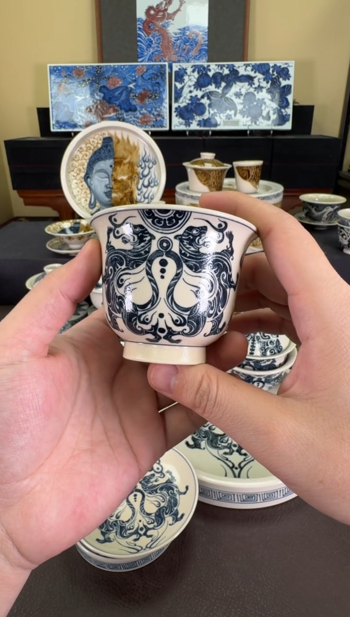 【闪购商品】二号釉虎符纹铃铛杯