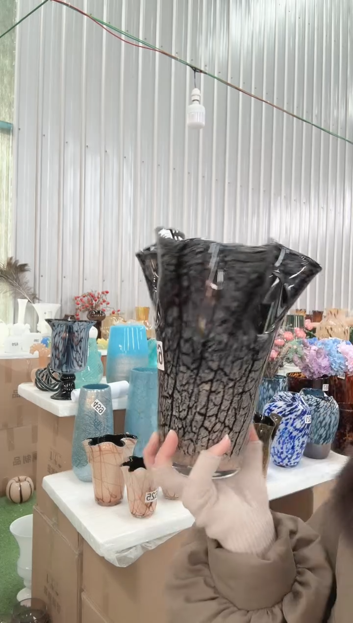 070直播玻璃花瓶