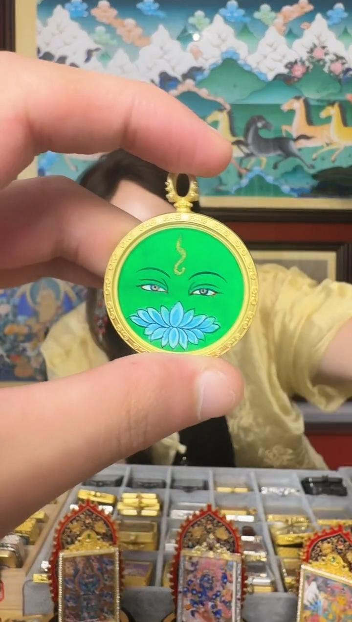 吊坠绿妈妈-热贡纯手绘唐卡