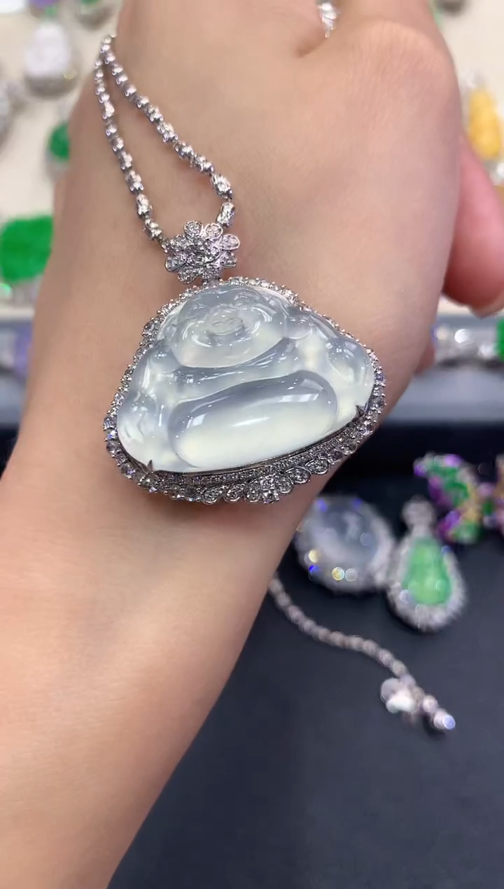 【闪购商品】翡翠吊坠(不含链)18K金镶嵌w76