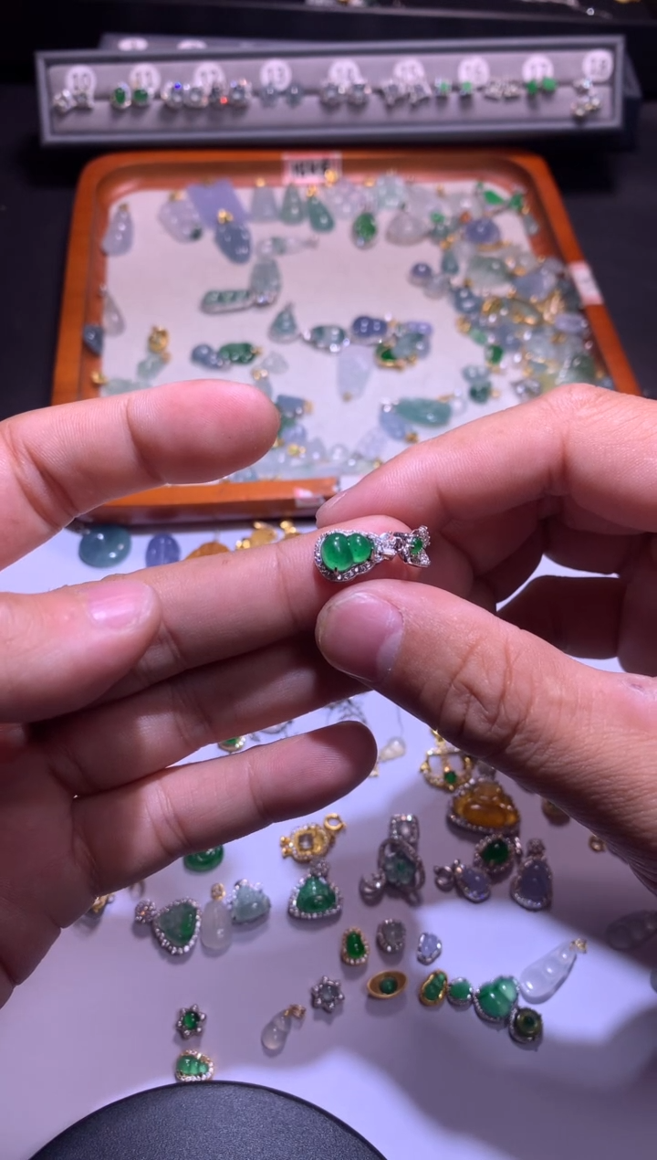 翡翠银S925镶嵌吊坠(不含链)1