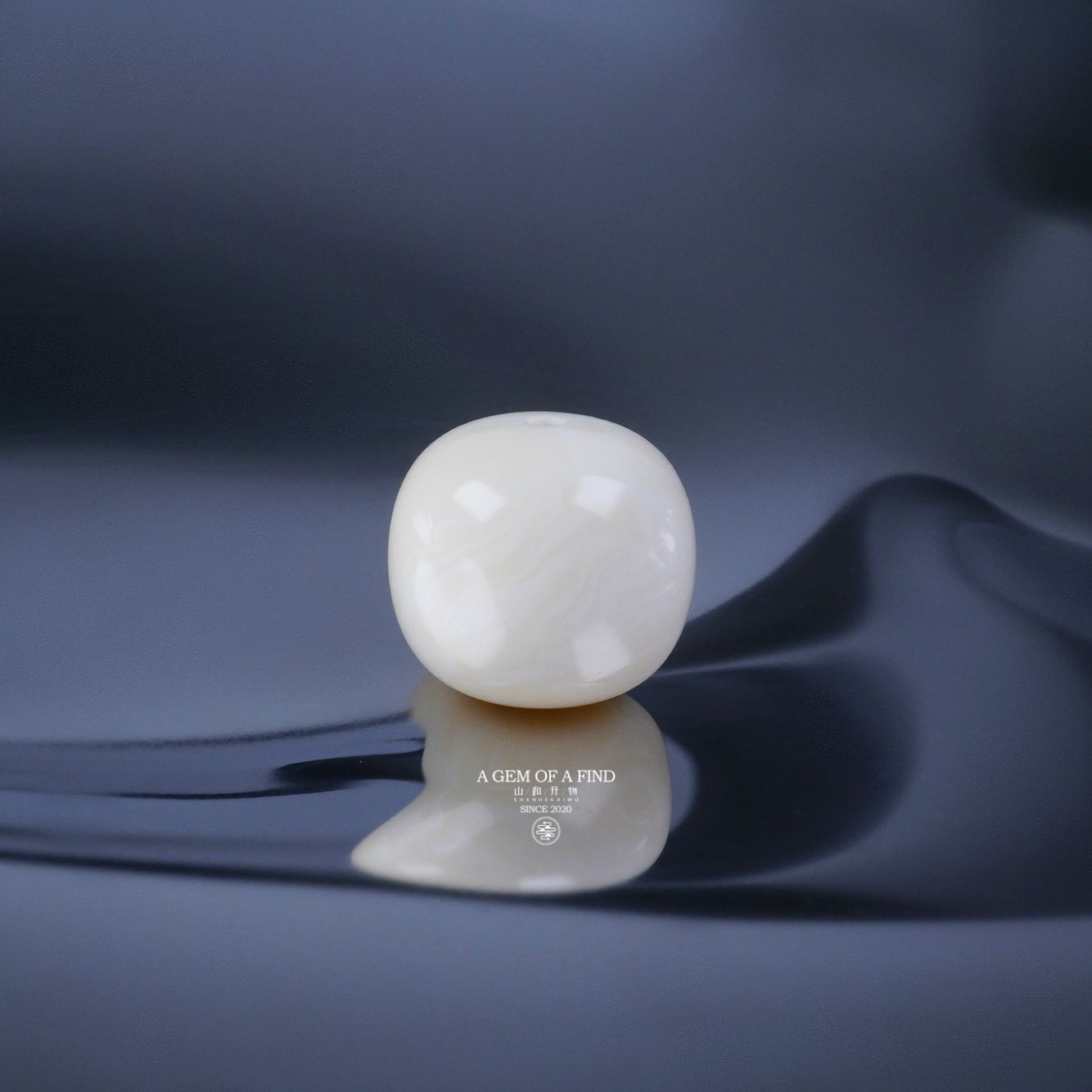 山和开物｜12mm奶瓷白全白满蜡瓷润俱佳老型文玩配饰 天然琥珀蜜蜡