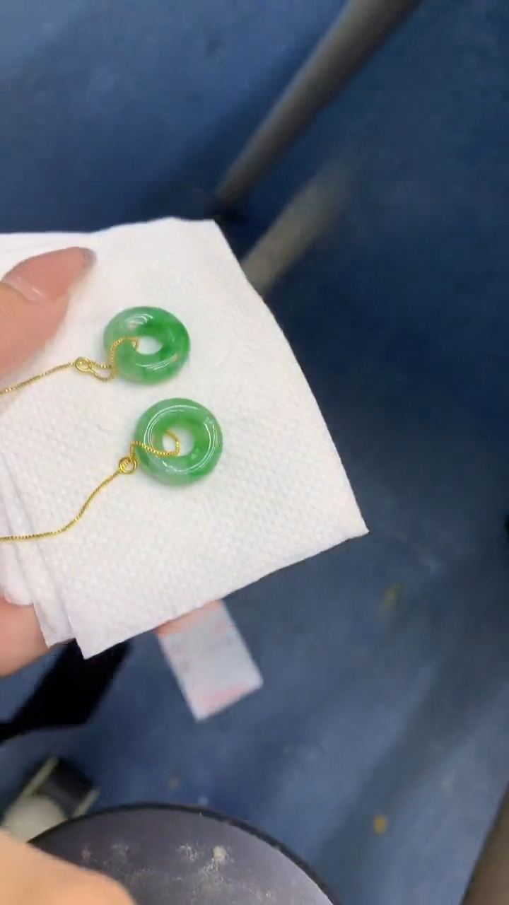 颈饰未镶嵌翡翠1