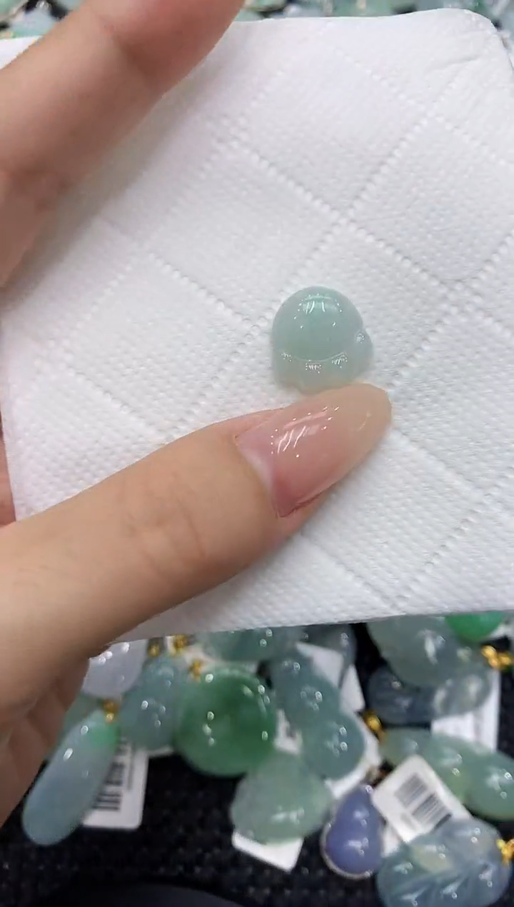 翡翠未镶嵌颈饰111111111111