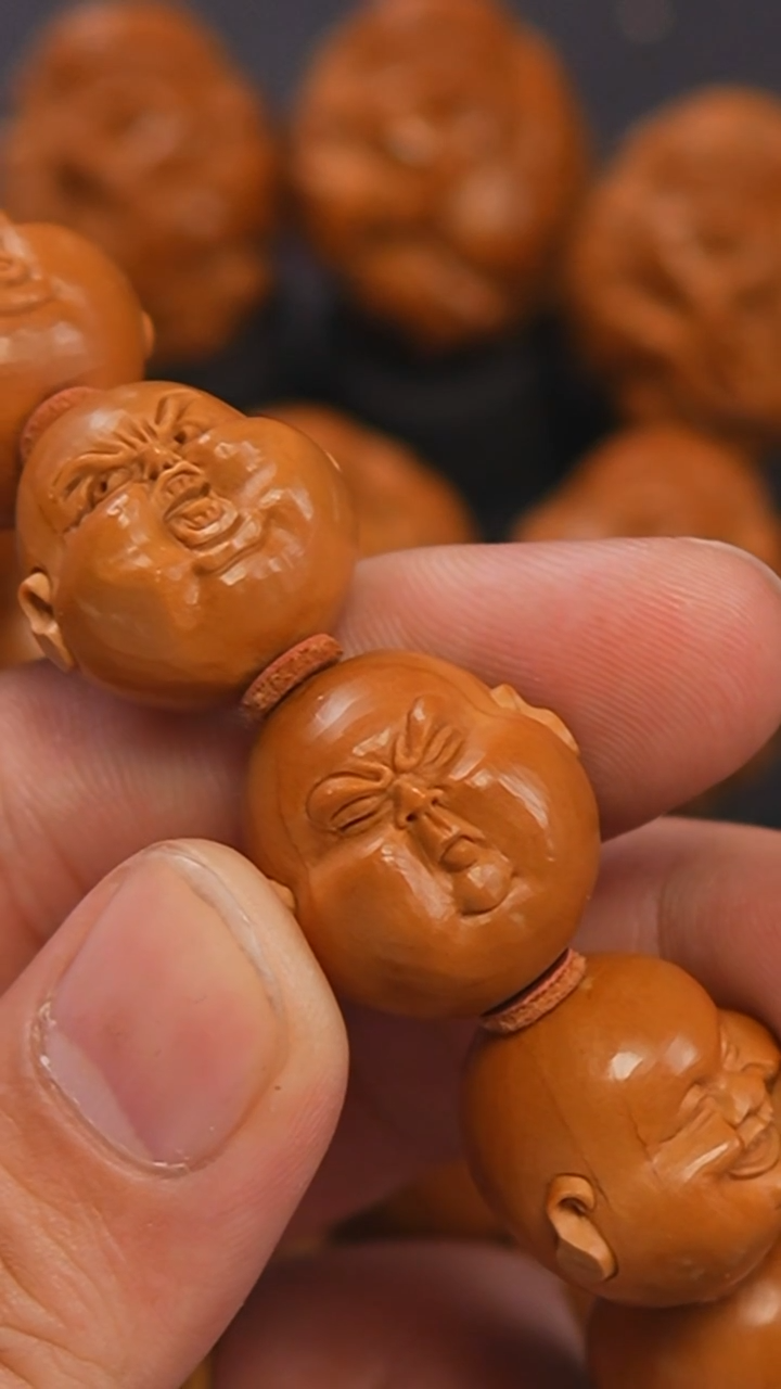 吊坠橄榄核夜****）百态百态