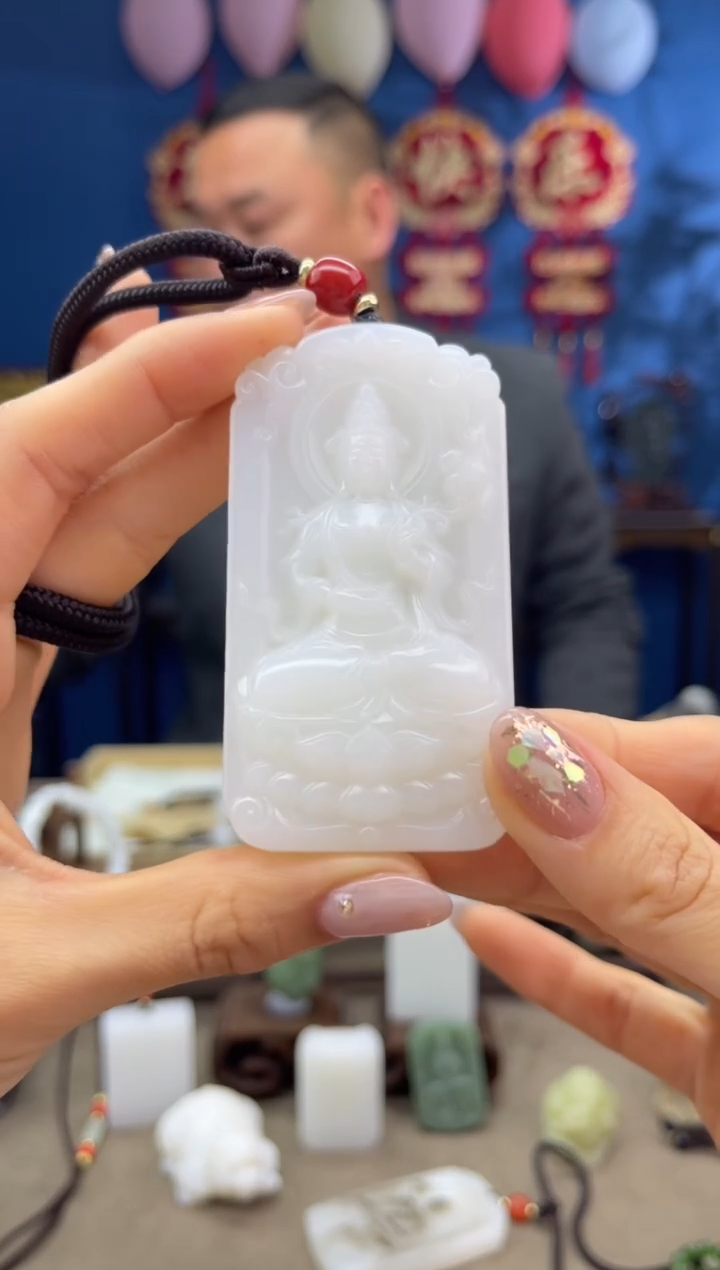 【闪购商品】和田玉颈饰未镶嵌1