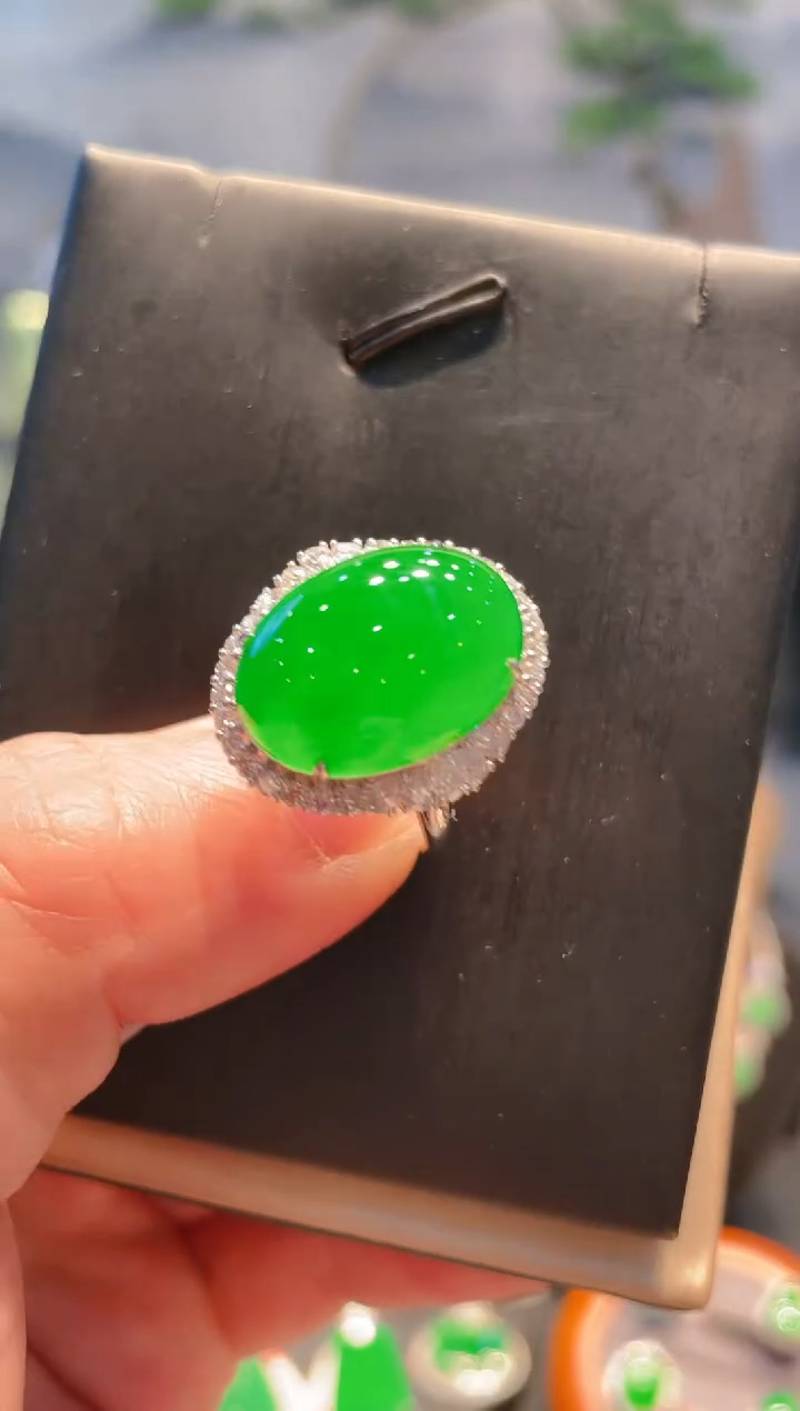 翡翠18K金镶嵌颈饰天然A货翡翠A27