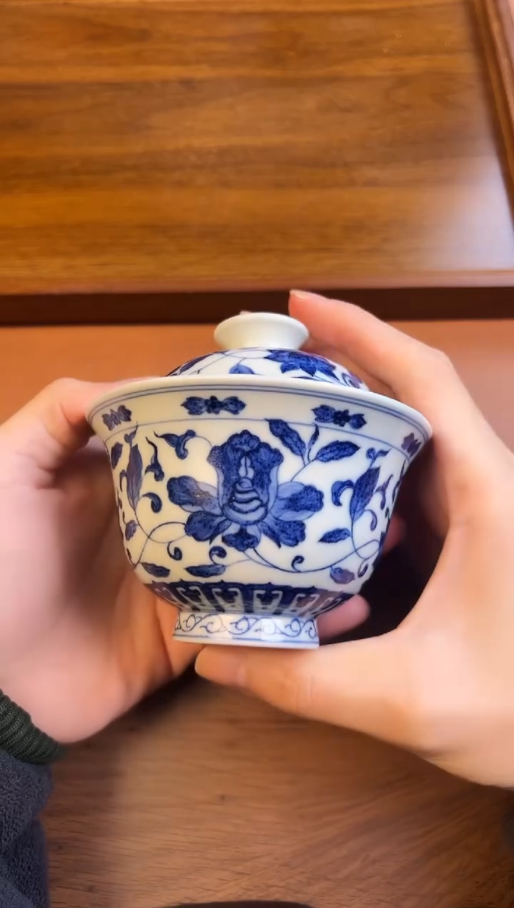 问青坊纯手工手绘青花缠枝花卉柴窑二才盖碗