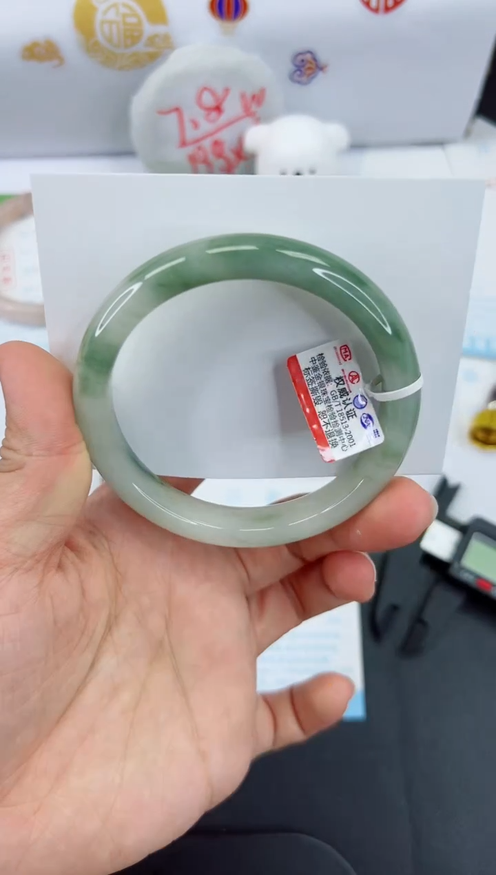 【闪购商品】石英质玉手镯未镶嵌430-61