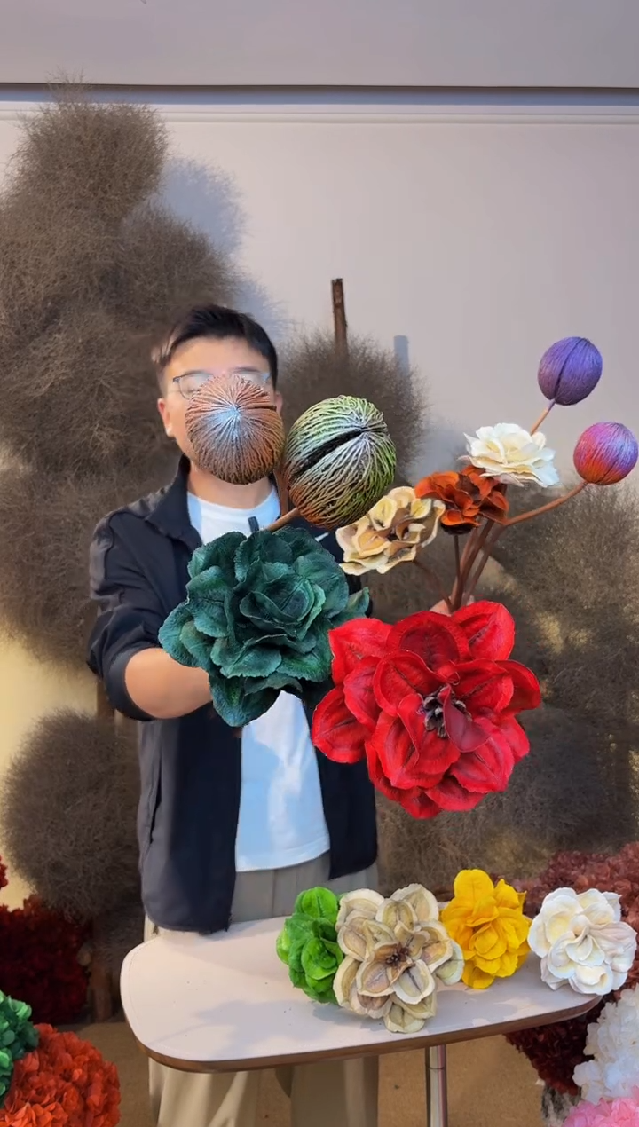 105  山前小麦 · 维多利亚果壳花4枝