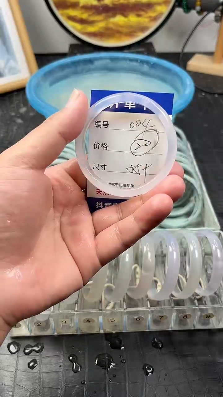 未镶嵌玛瑙手镯4玛瑙手镯