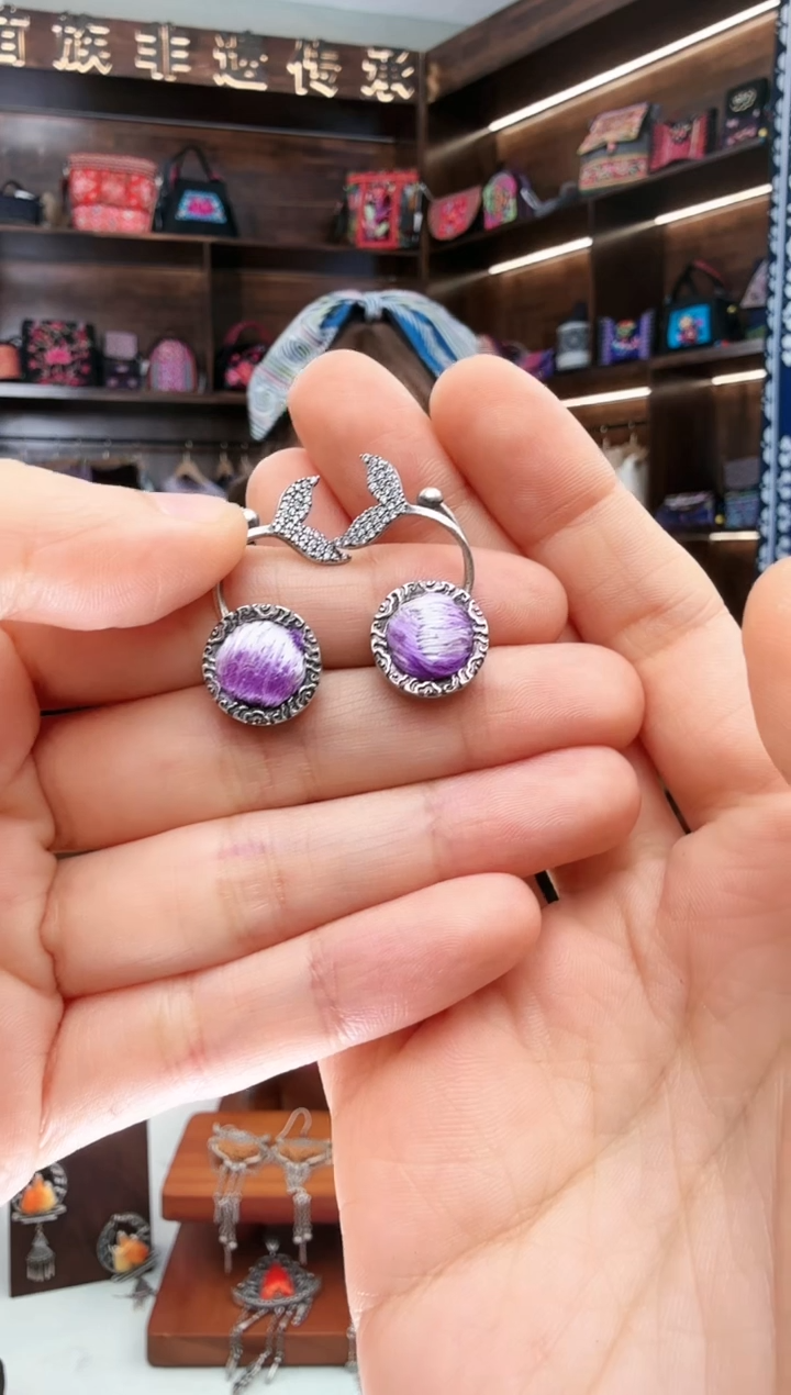 【闪购商品】织绣68蚩梦苗族古绣