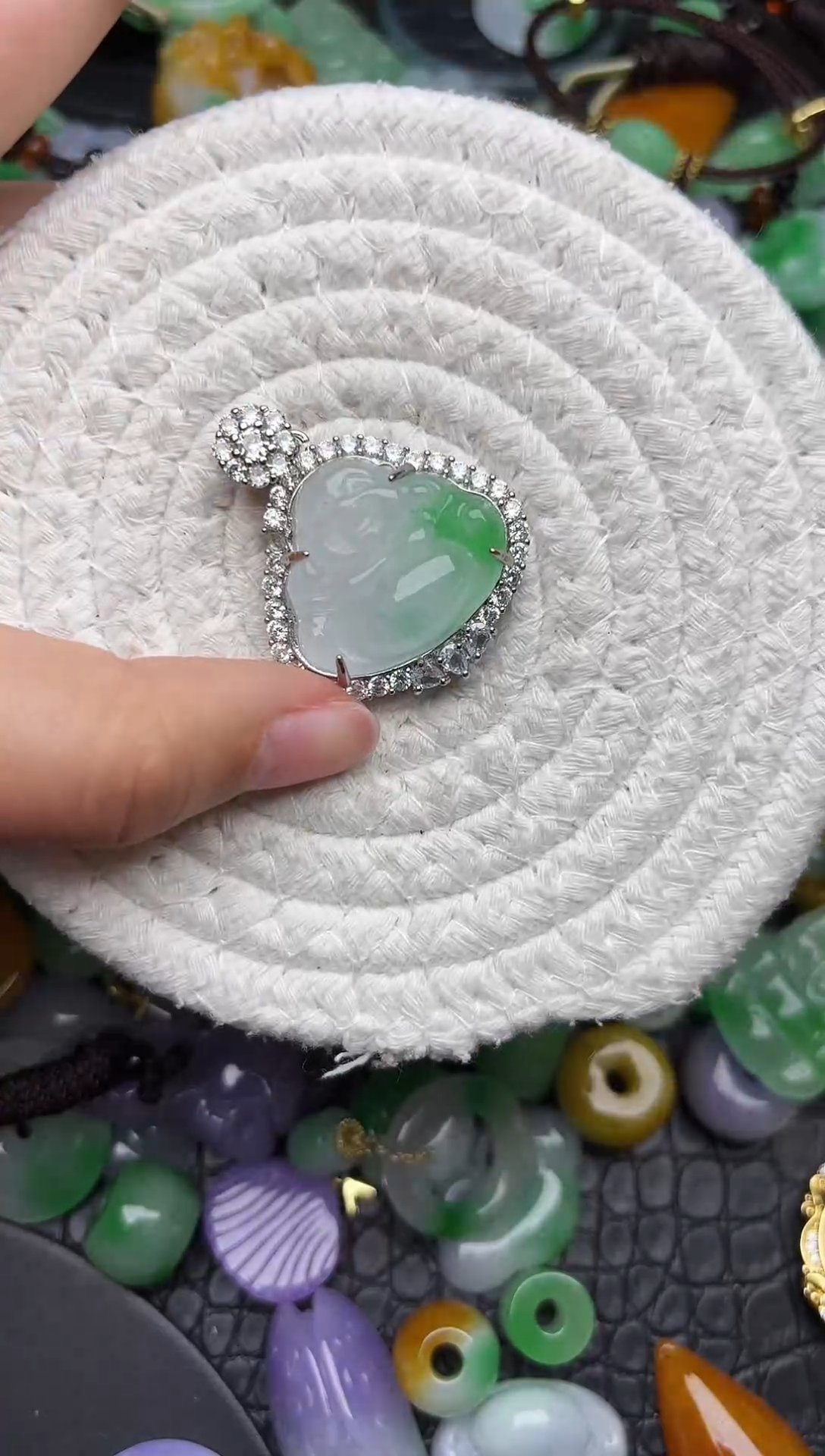 颈饰未镶嵌翡翠缅甸翡翠吊坠