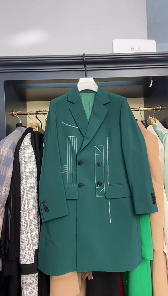 中长款式尚女式西装裙