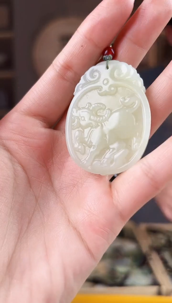 颈饰未镶嵌和田玉拍一发一，多样性发货