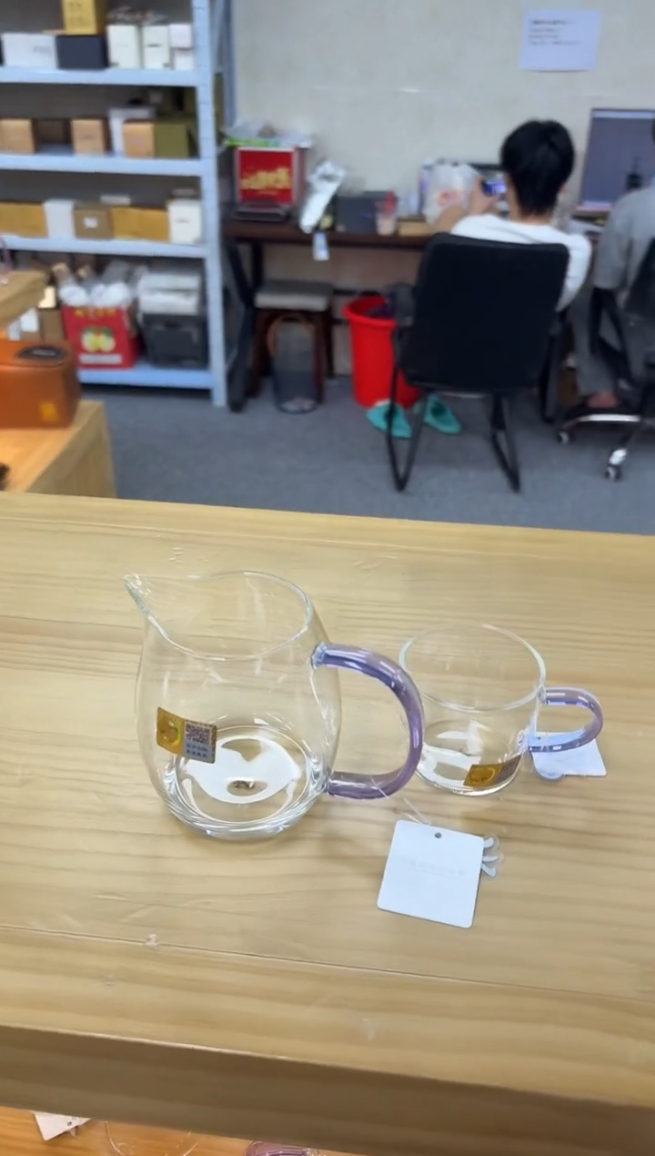 禾器澄然茶海浅紫色+禾器清尚杯一个装