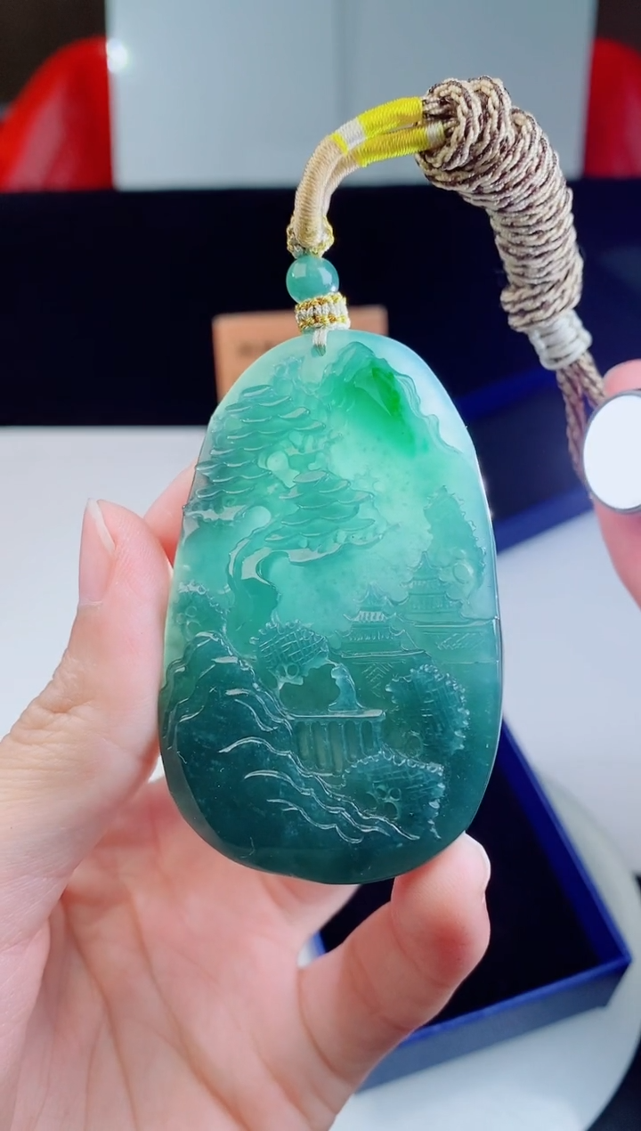 颈饰未镶嵌翡翠1