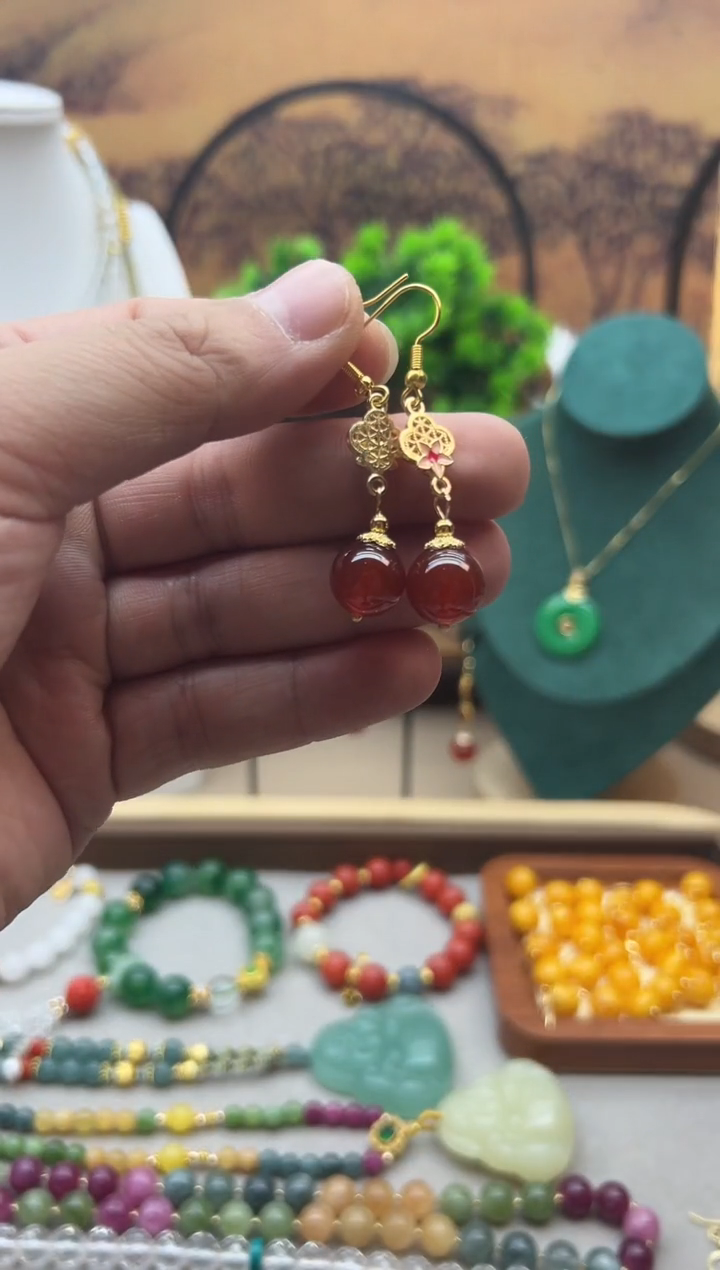 南红玛瑙14K金镶嵌耳饰E477   