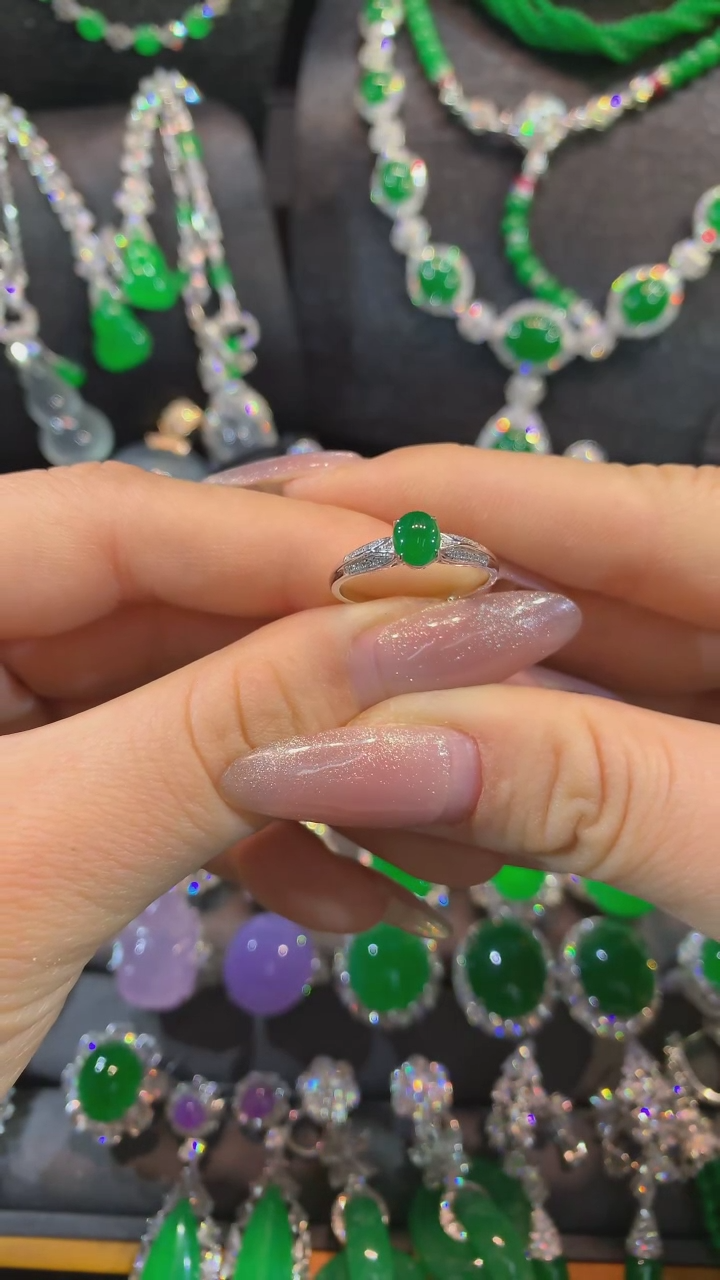 【闪购商品】翡翠戒指18K金镶嵌戒指