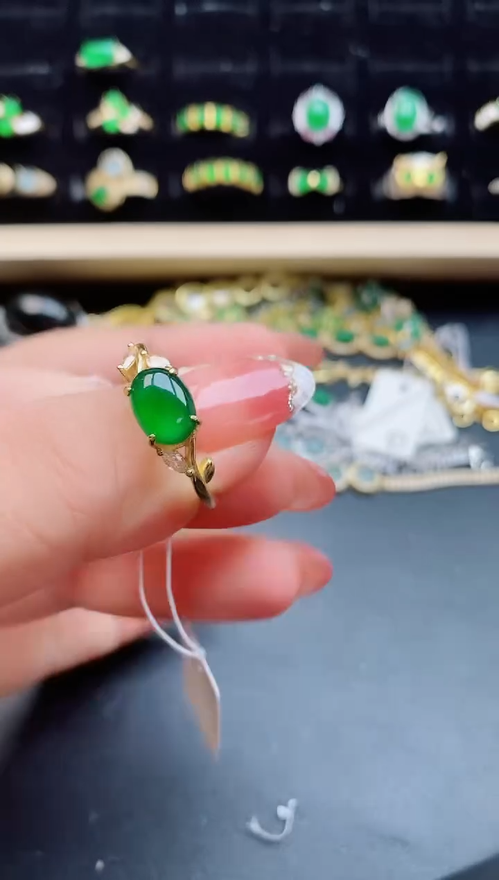 【闪购商品】翡翠戒指银S925镶嵌12121