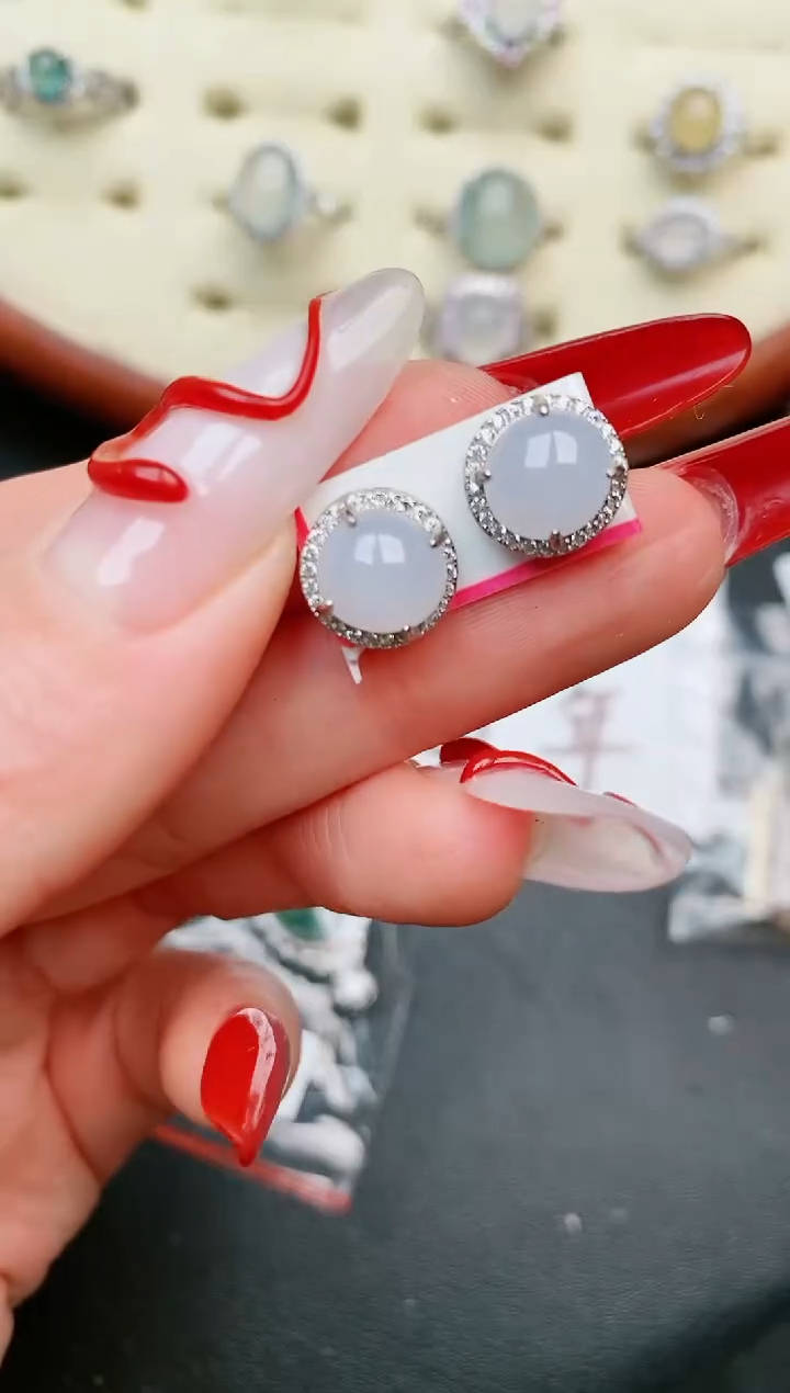 【闪购商品】翡翠戒指银S925镶嵌....