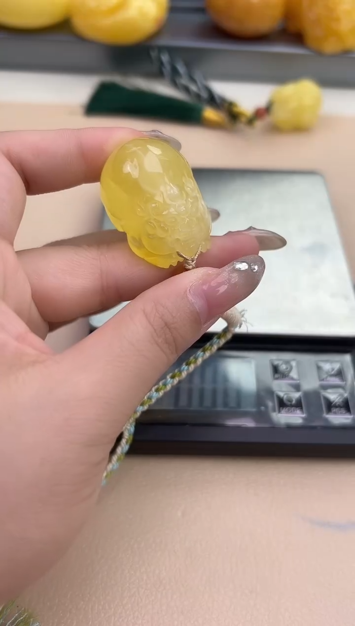 裸石琥珀未镶嵌琥珀蜜蜡吊坠