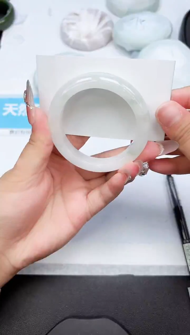 石英质玉手镯未镶嵌A119-53