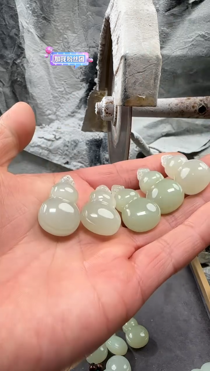 颈饰未镶嵌和田玉吊坠多样性拍一发一件