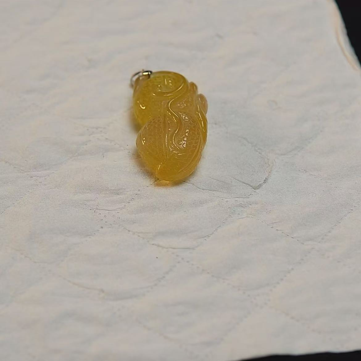 【华夏文物甄选商店02235】翡翠花生吊坠