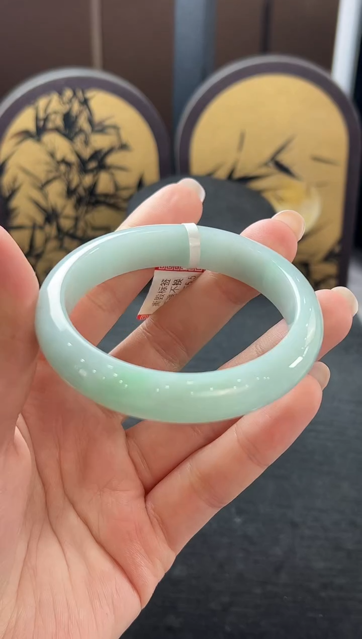 【闪购商品】翡翠手镯未镶嵌翡翠手镯（55-56）