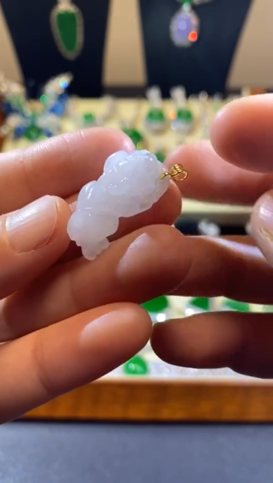 【闪购商品】翡翠吊坠(赠链)18K金镶嵌缅甸天然A货翡翠