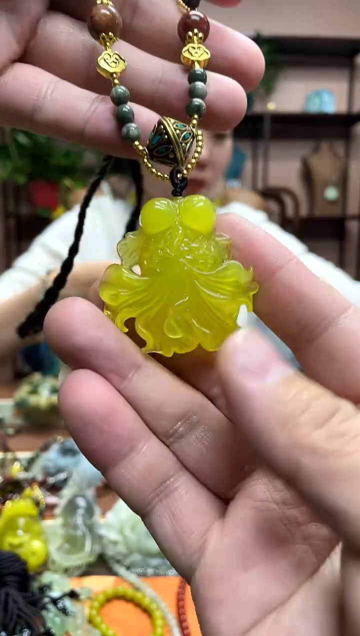 未镶嵌岫玉吊坠·1