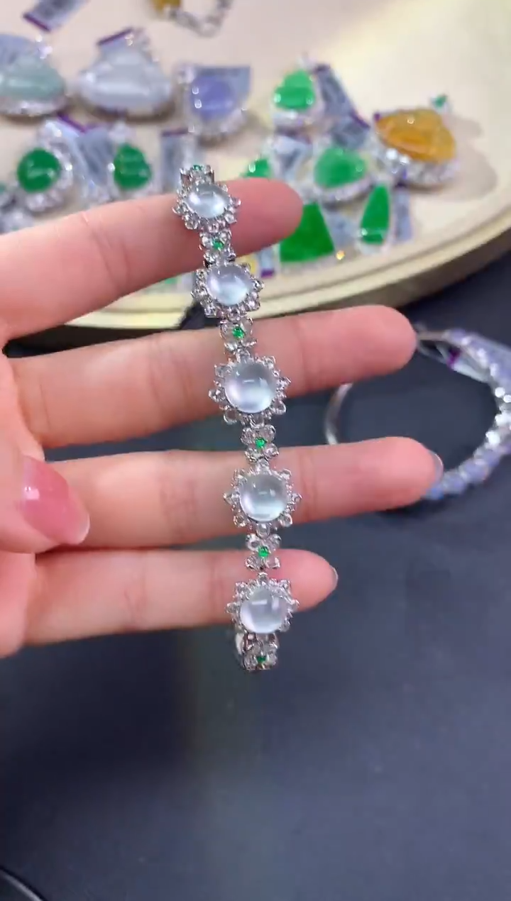 18K金镶嵌手链翡翠0****0手链|68000