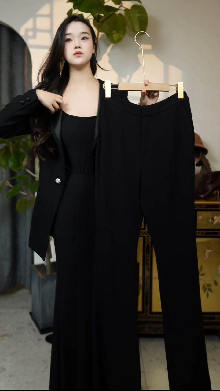 黑色三醋酸微喇裤 L码