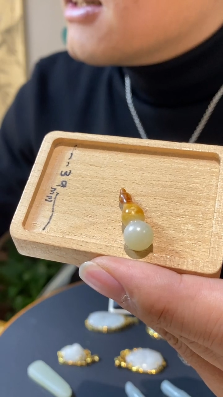 吊坠(不含链)未镶嵌和田玉葫芦